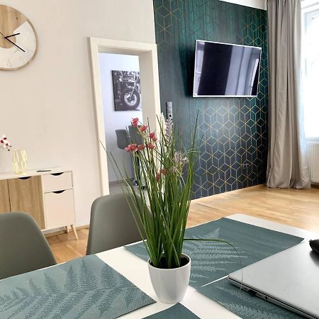 Premium Apartment Am Einsiedlerpark Vienne Extérieur photo